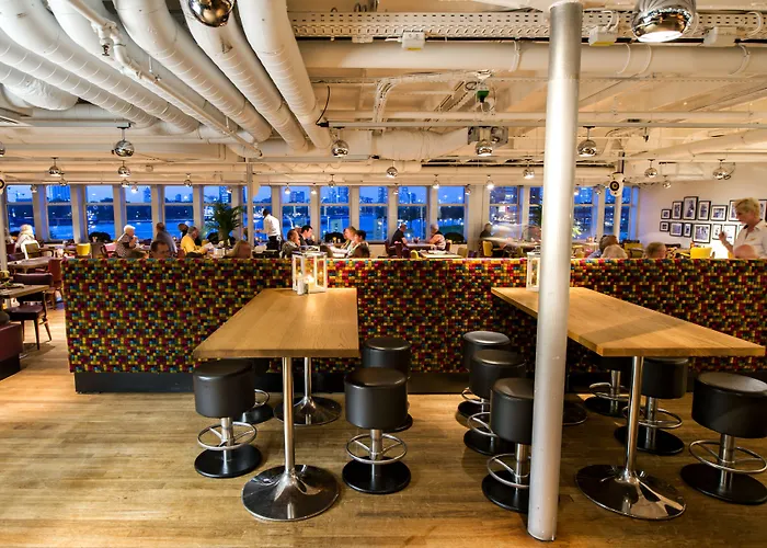 Ss By Westcord Hotel 4*