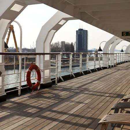 Szálloda Ss By Westcord 4*
