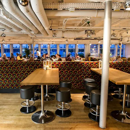 Ss By Westcord Hotel 4*
